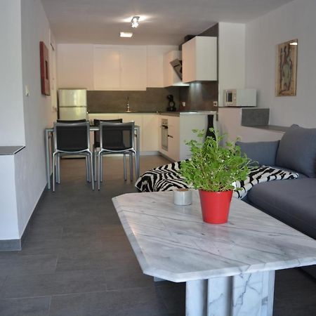 Lovely Bungalow For Four Close To Beach And City In تورّيفيِخا المظهر الخارجي الصورة